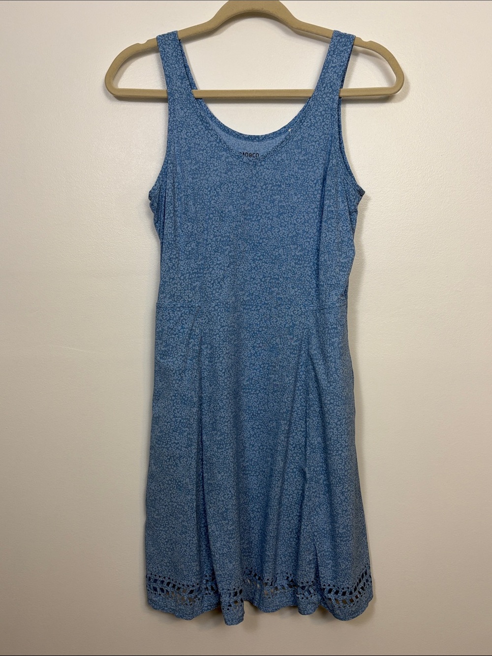 Toad&Co Sun-kissed Womens XS ECO Blue Floral Print Sleeveless Dress Eyelet Hem